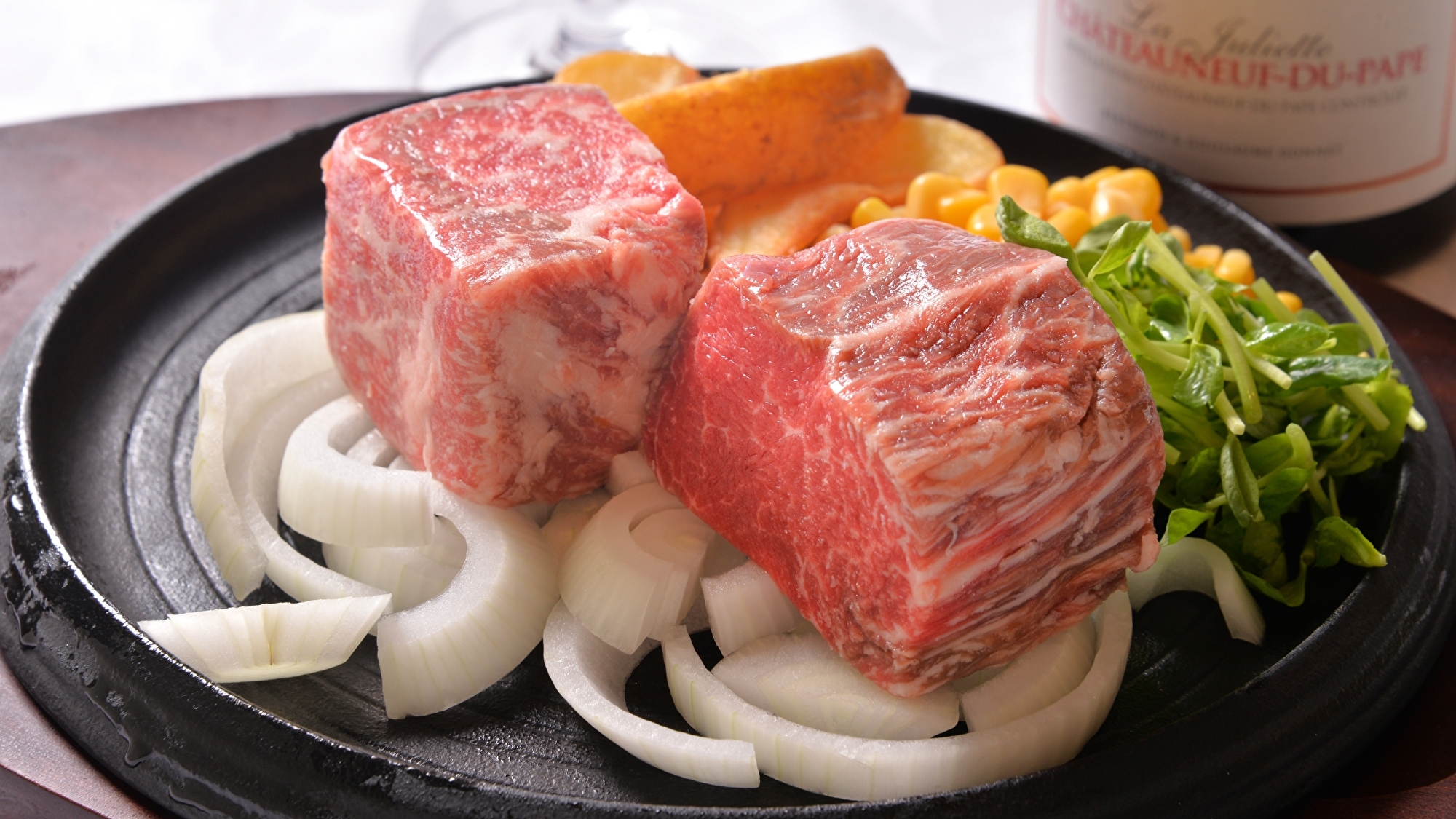 【レストラン　デルソーレ】黒毛和牛の厚切りステーキセット　※写真は２００ｇイメージ