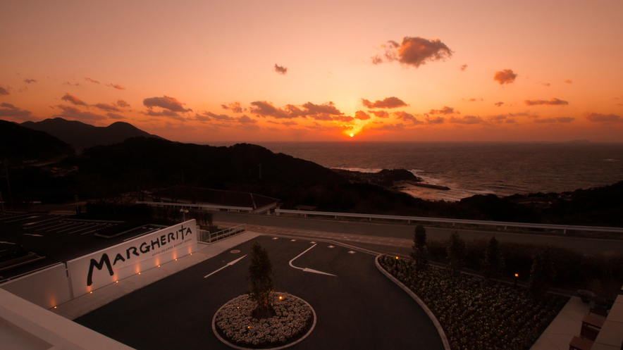 朝陽がのぼり、静かに夕陽が沈む場所。ホテルマルゲリータ