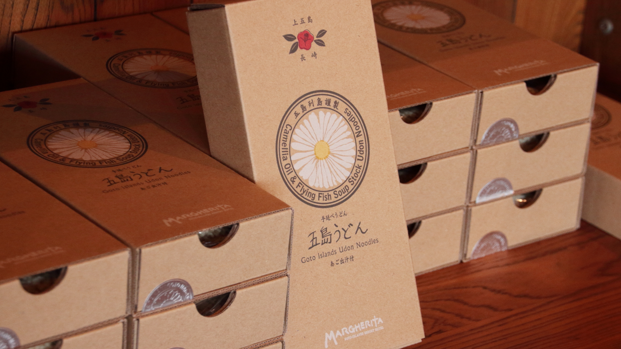 スーベニアショップでは「五島うどん」もございます