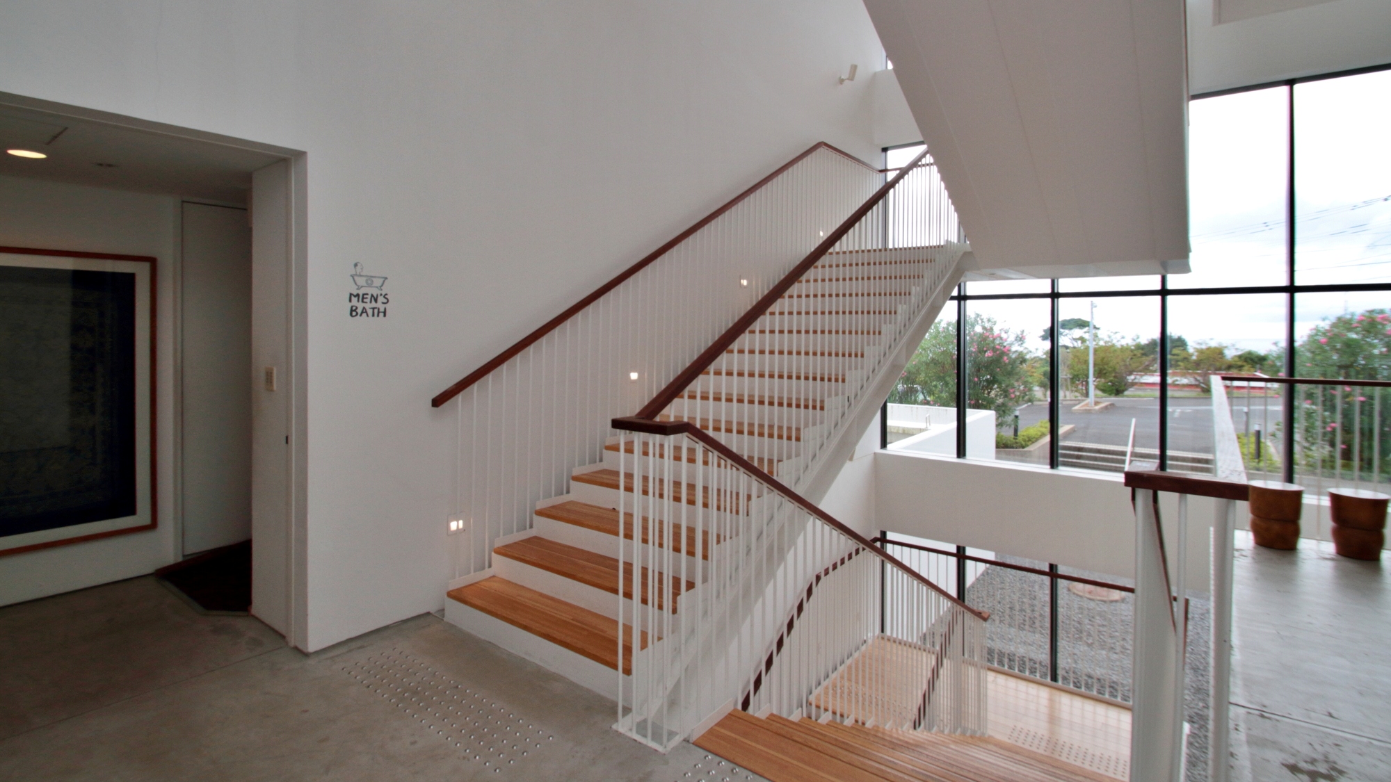 【2025年9月：待望の大浴場営業再開】男湯、女湯を階違いでご用意しております（エレベーター移動可）