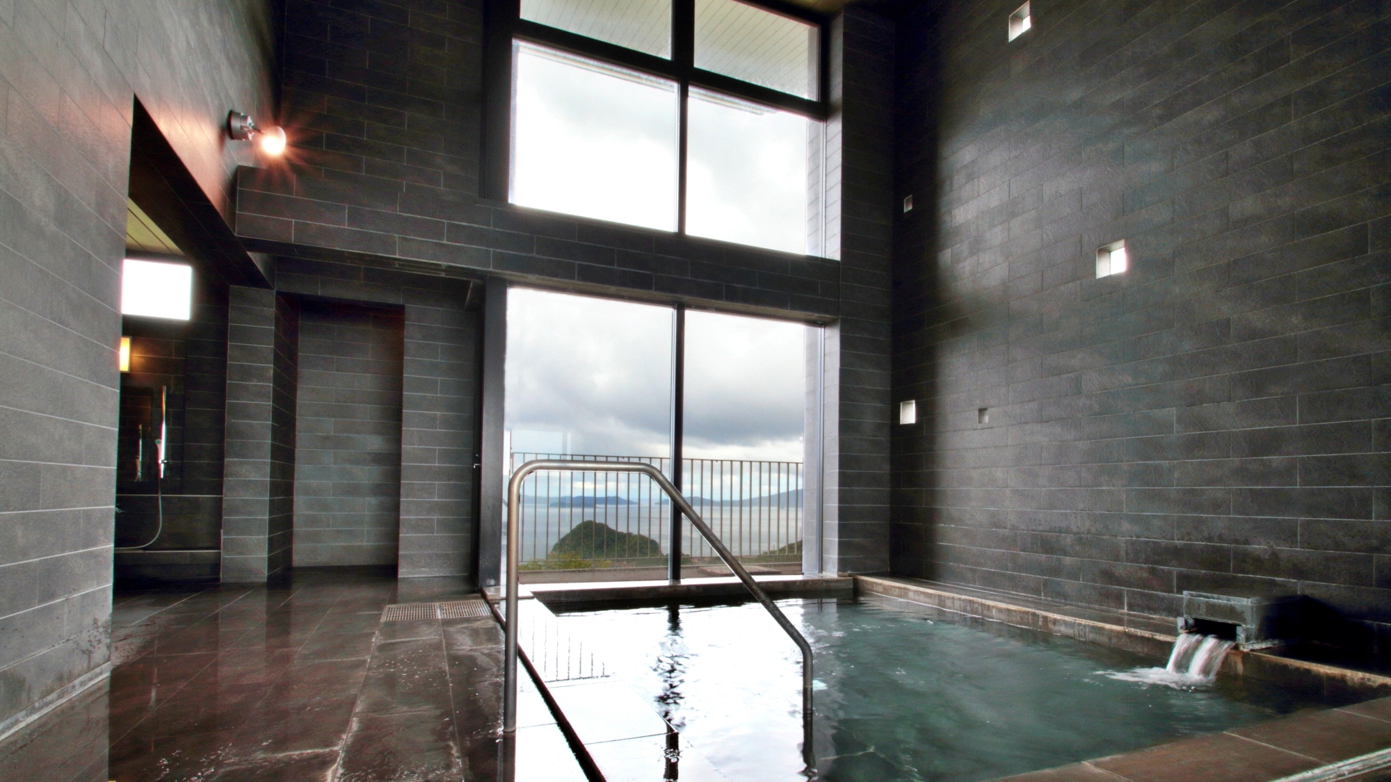 【2025年9月：待望の大浴場営業再開】朝5時から8時、夜17時から23時（温泉ではございません）