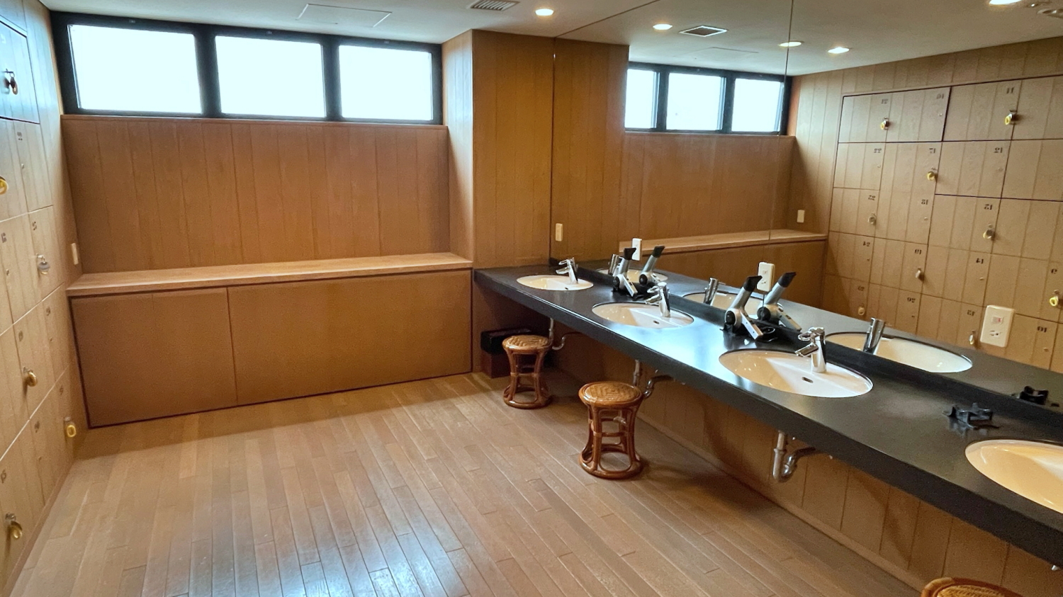 【2025年9月：待望の大浴場営業再開】朝5時から8時、夜17時から23時（温泉ではございません）