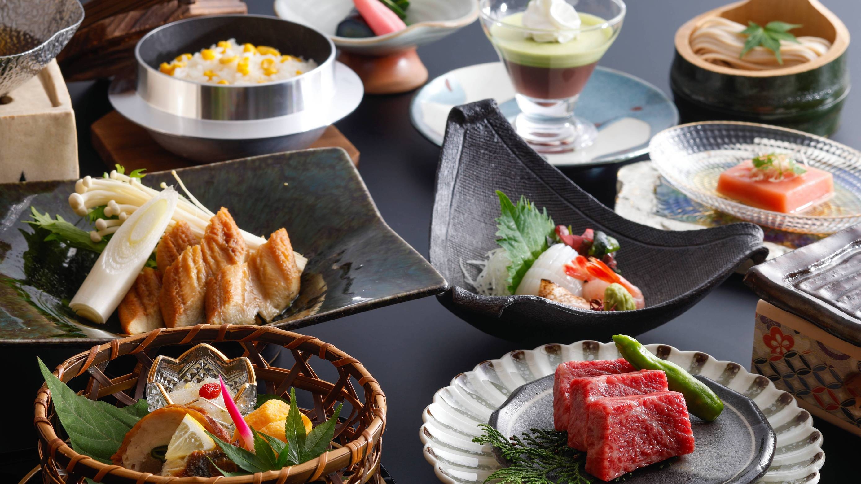 【姫路・香寺荘】＼一度は食べたい！／姫路和牛×もちむぎ麺「播磨の恵み御膳」＜1泊2食＞