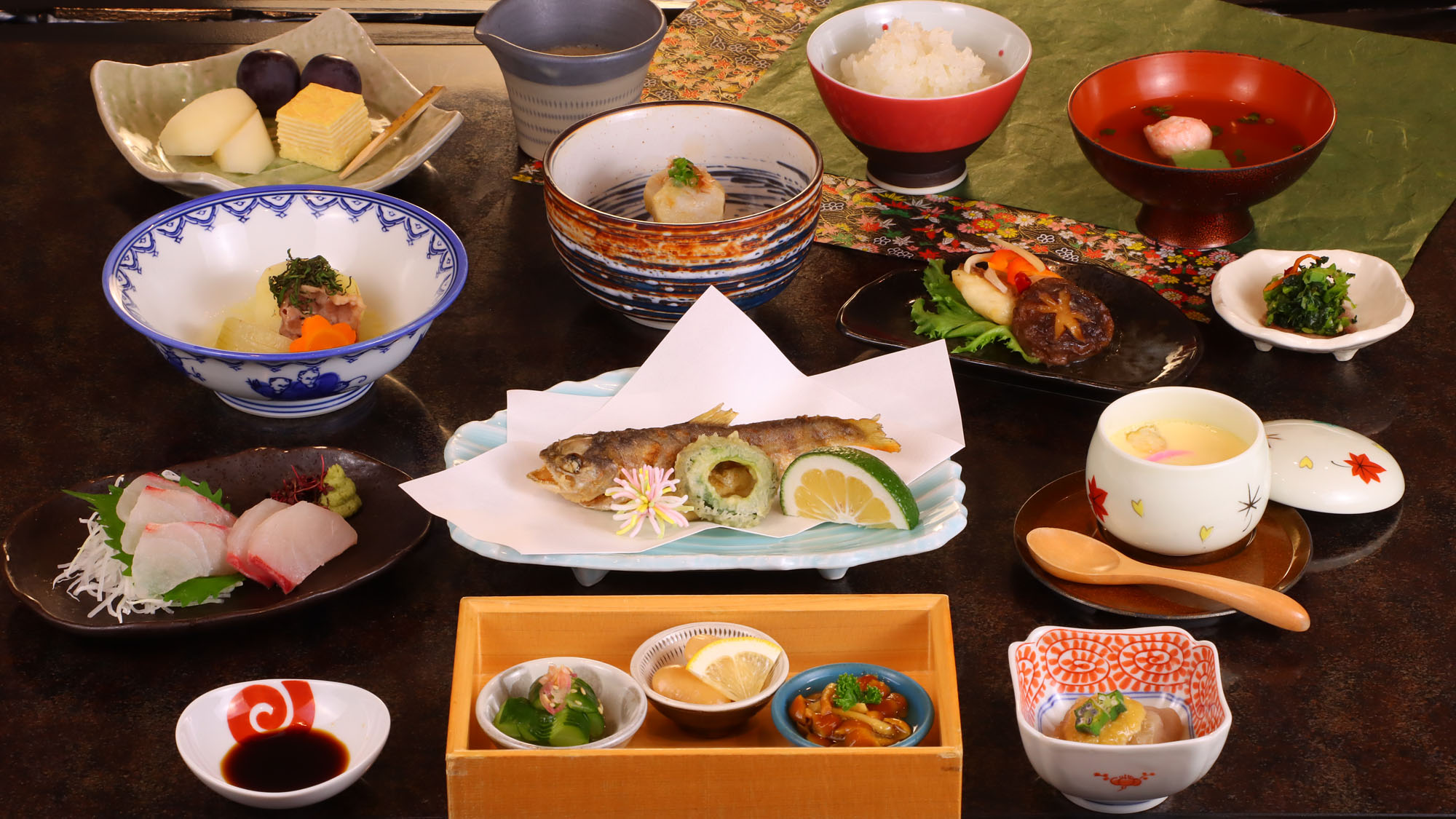 ＜夕食・ヘルシープラン＞旬の地元素材をふんだんに使った田舎料理は優しさを感じるヘルシーな味わい_