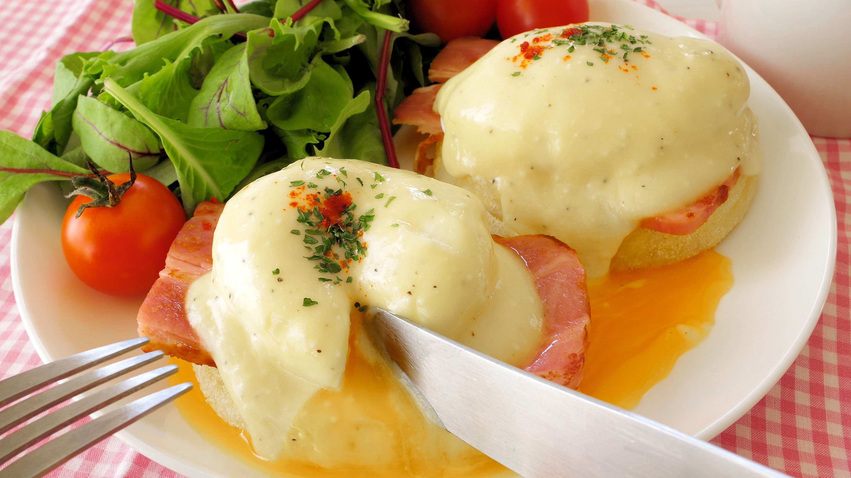 エッグベネディクト（4/16～）　※イメージ