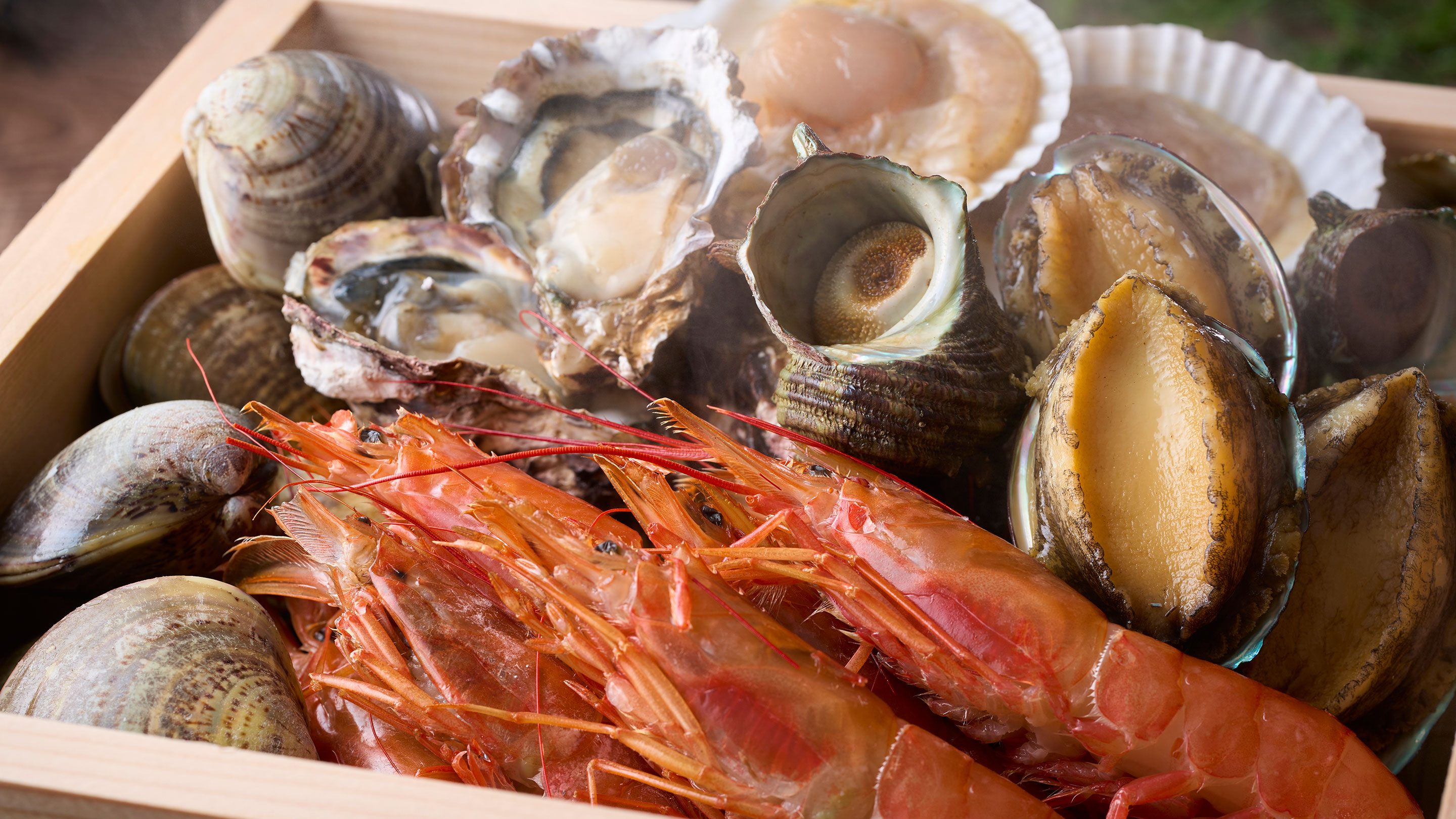 海鮮浜蒸し（4/15～）　※イメージ/具材は季節によって異なります