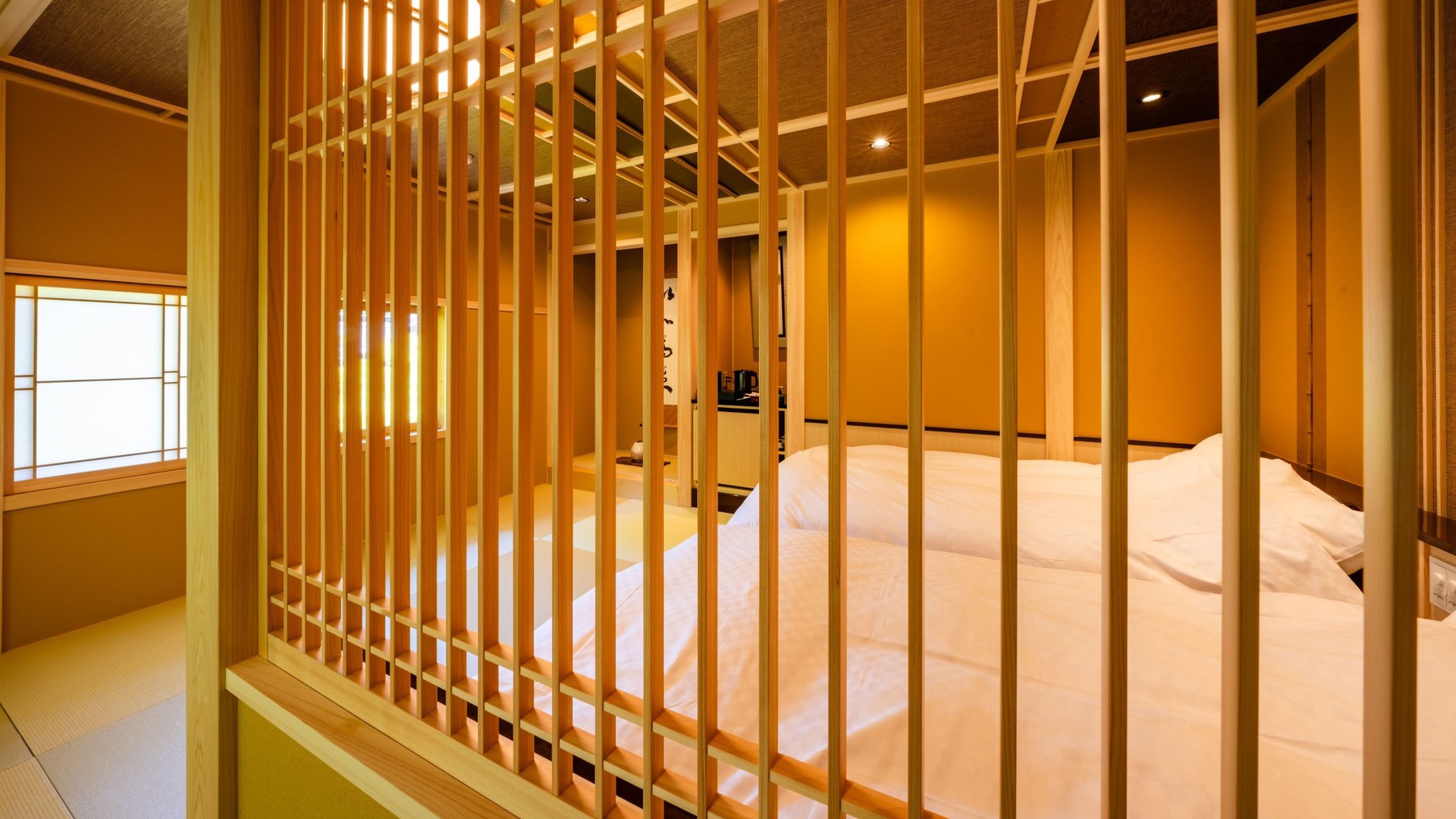【離れ：40平米】上級和洋室　瑠璃　バス・トイレ付