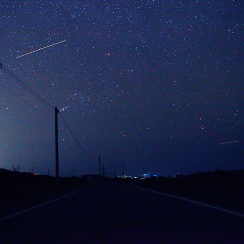 ナイトウォーキング：満天の星空の中流れ星！