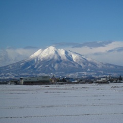 津軽富士　　岩木山