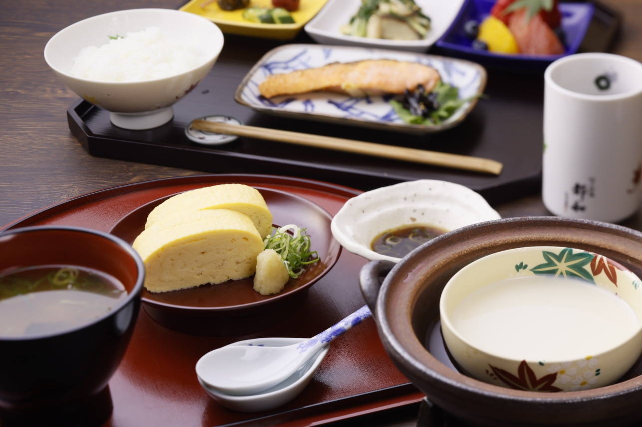 【通常の2食付きより9900円お得！】茶事や茶会でしか食べられない茶道点心を夕食に—茶会の点心です—