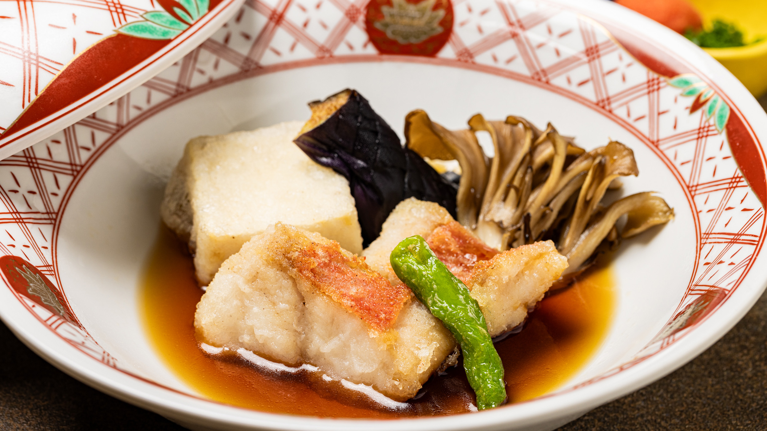 2024年12月～2月のメインチョイス：伊豆稲取産金目鯛揚げ出し　茄子　靑唐　豆富　舞茸