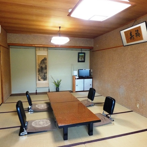 Phòng nghỉ theo phong cách Nhật Bản trong ngày, 12 chiếu tatami