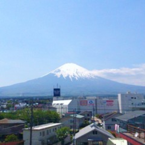 ホテル屋上からの富士山