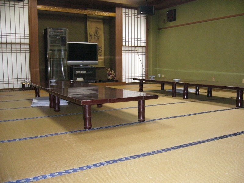 広間
