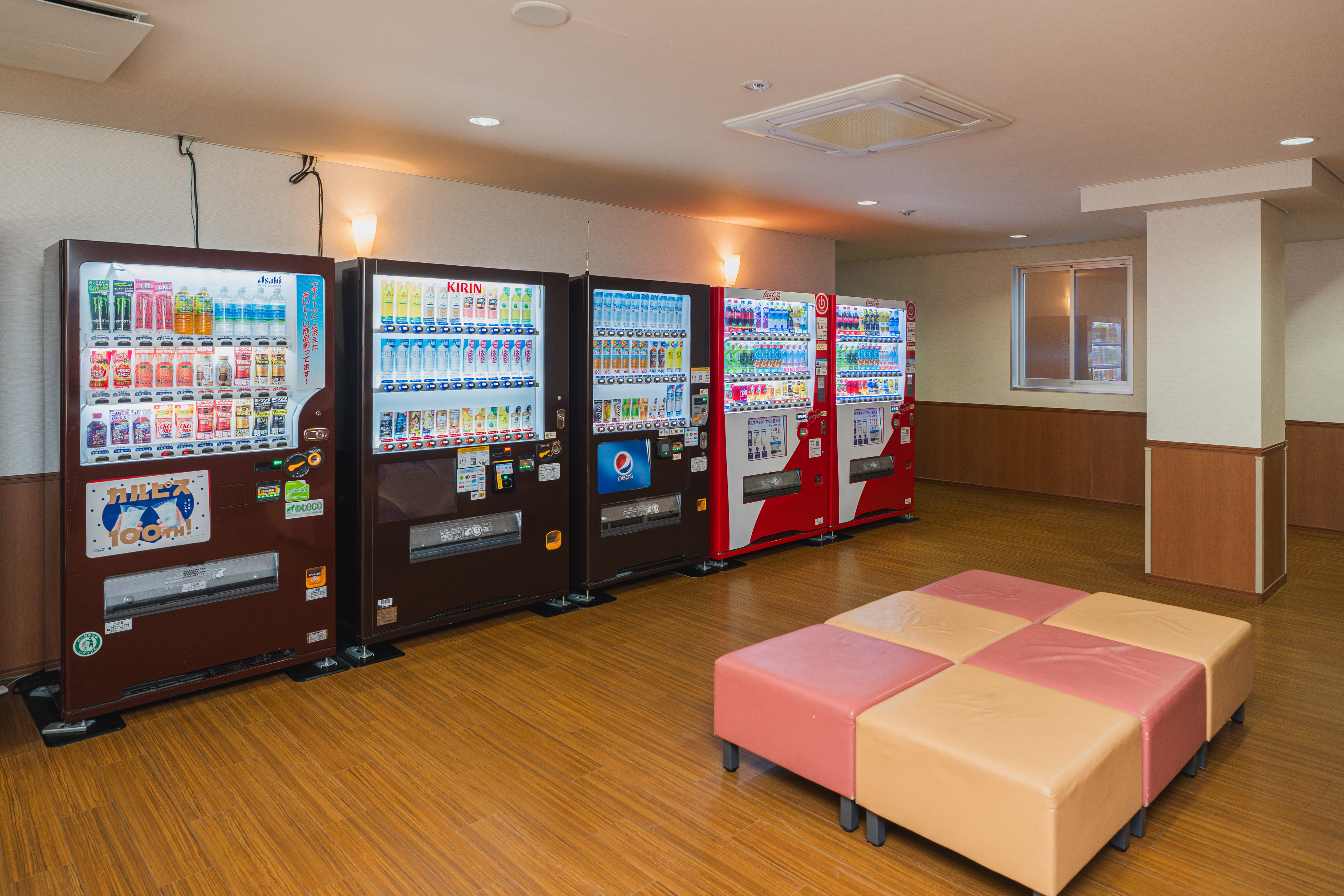 自動販売機（ソフトドリンク）