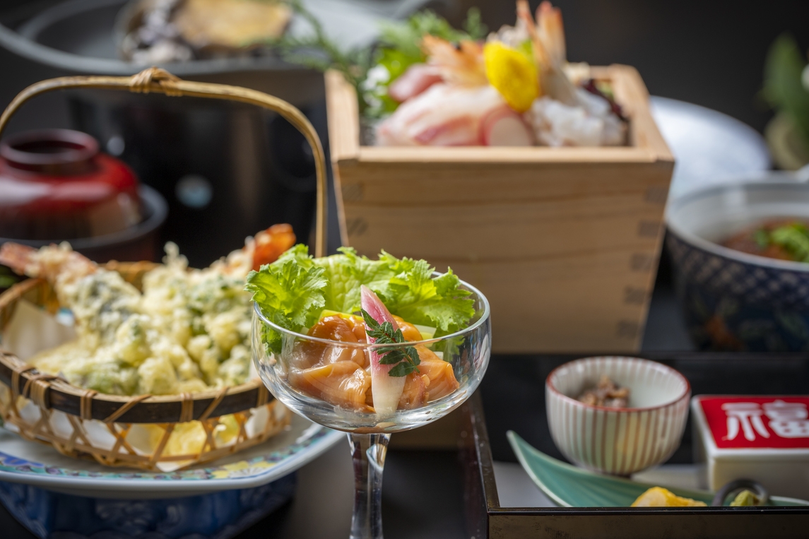 【紀州梅まだいしゃぶしゃぶ付】春のきらめき会席〈藤〉〜当館一押し会席で舌鼓〜