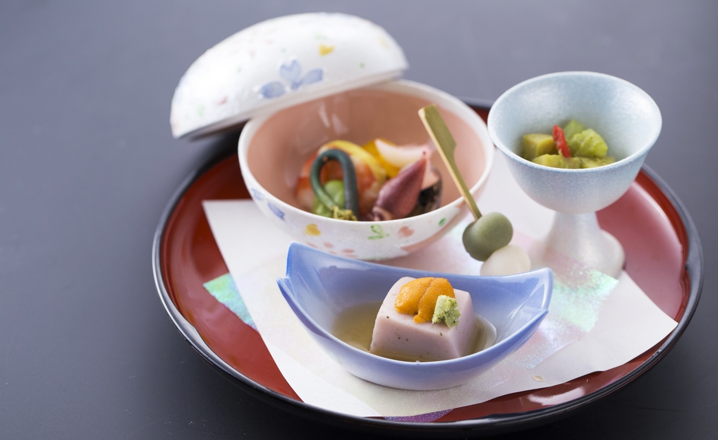 【桜の名所】吉野山まで無料でお送りします！〜当館おすすめ季節の会席料理〜