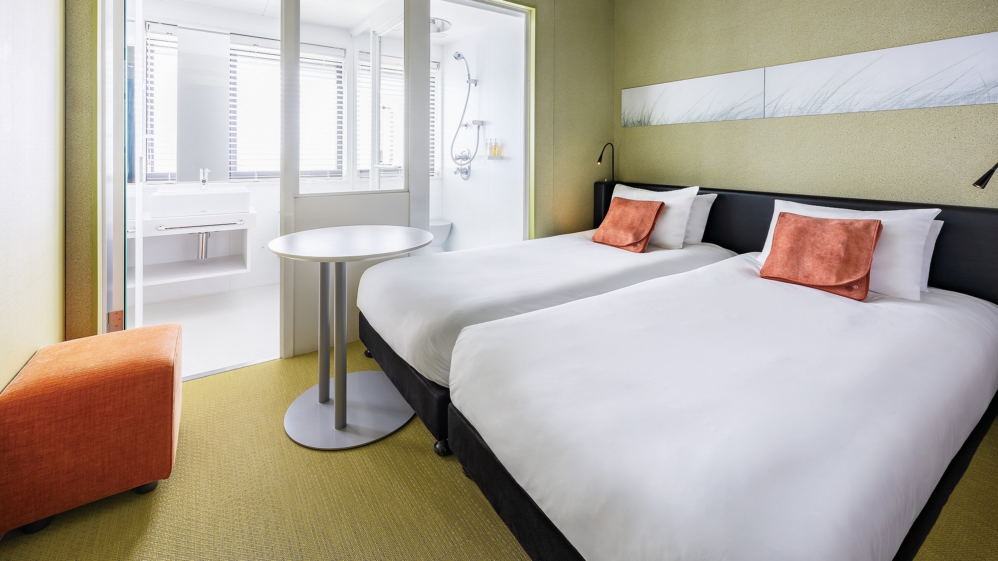 【スモールツイン】シャワーブースあり（バスタブなし）