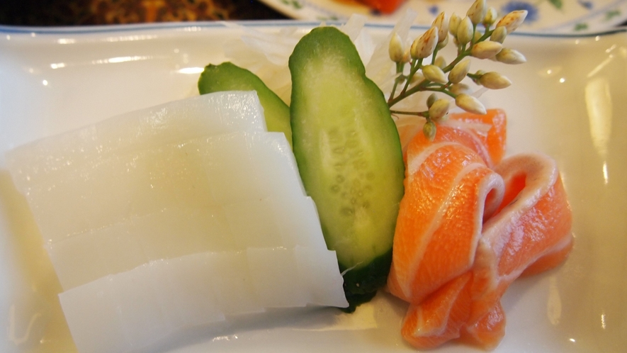 *【夕食一例：和定食】季節の刺身