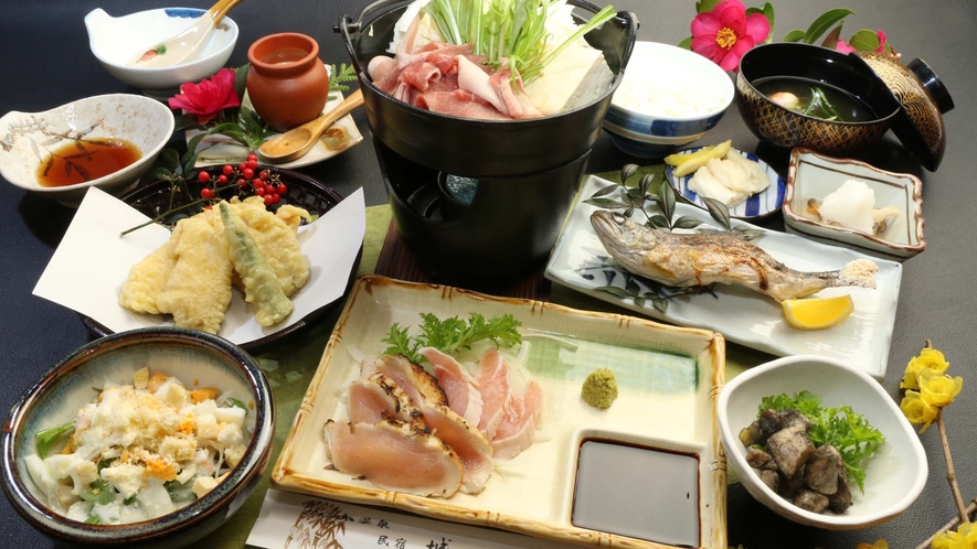 【夕食】*＊～梅～＊*鶏料理と釜飯をお楽しみください♪＋500円で季節の炊き込みご飯にできます。
