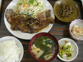 焼肉定食（850円）