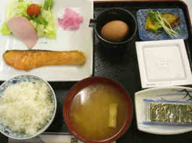 朝定食（７００円）