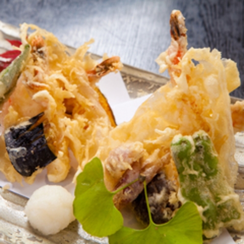 【御食事処とよ常】天ぷら盛合せ１６５０円