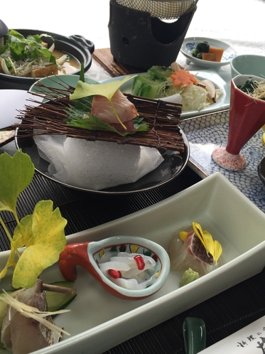 【2015年】冬会席　旬菜　鯛大根　鯛味噌掛け　サーモンマリネ