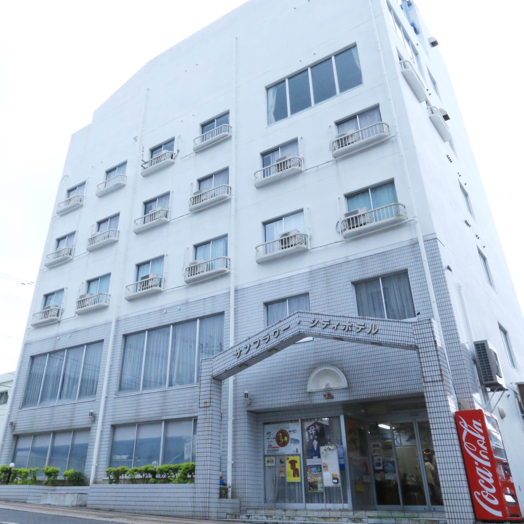 【直前割】★タイムセール★【朝食付】加計呂麻島へもアクセスＧｏｏｄ♪☆のんびりホテル泊☆　