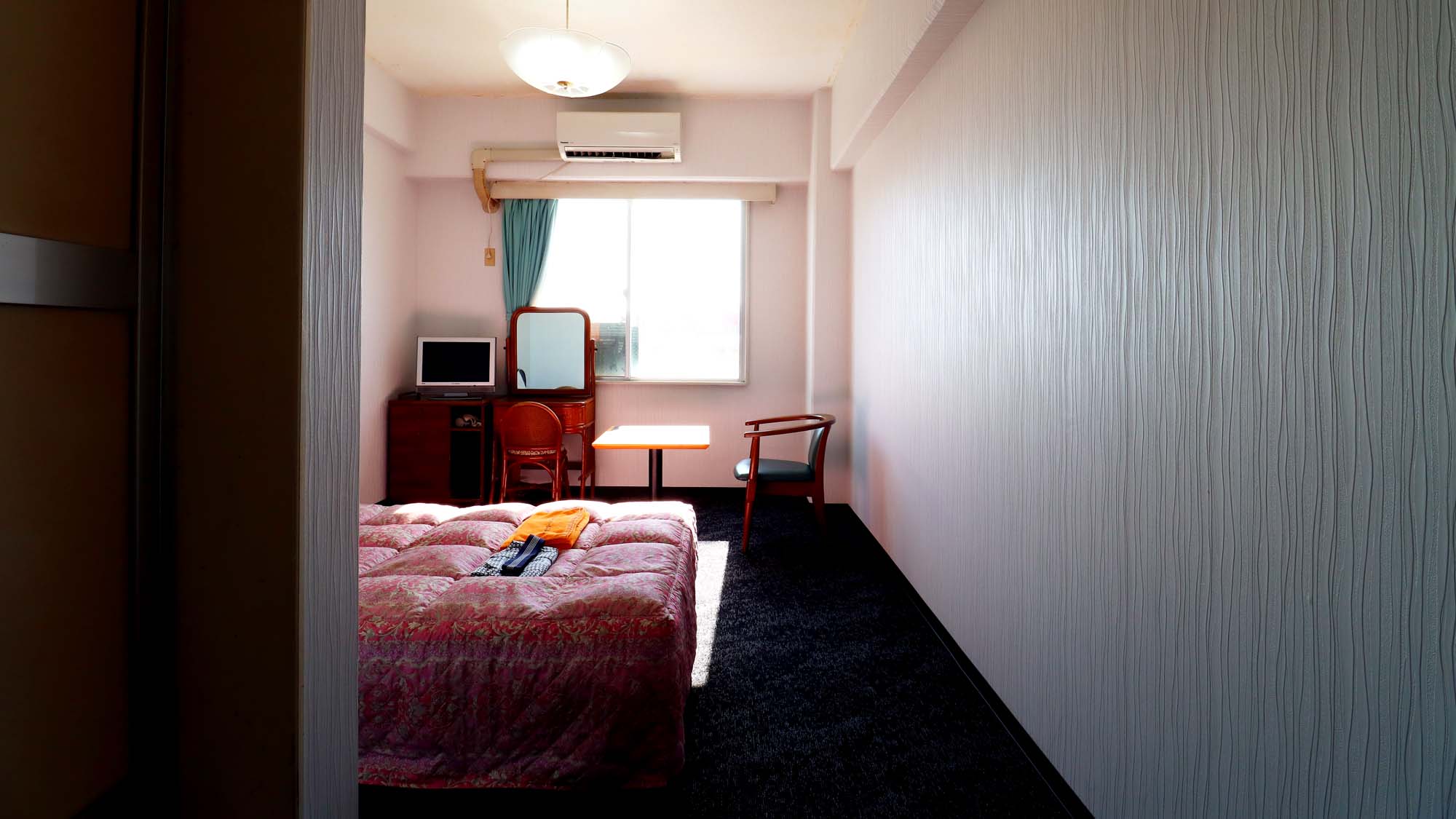 シングル禁煙部屋