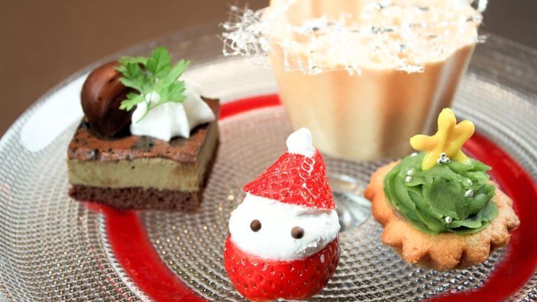 【４室限定】3大特典付クリスマスプラン〜露天付き最上階客室で大切な人と過ごす少し贅沢な記念日〜