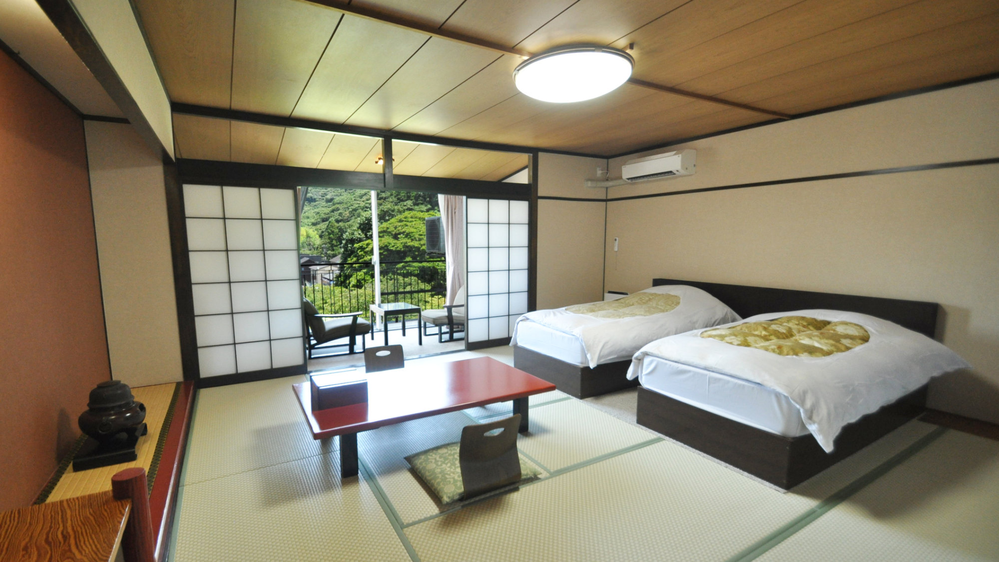【純和風の客室+ツインベッド】