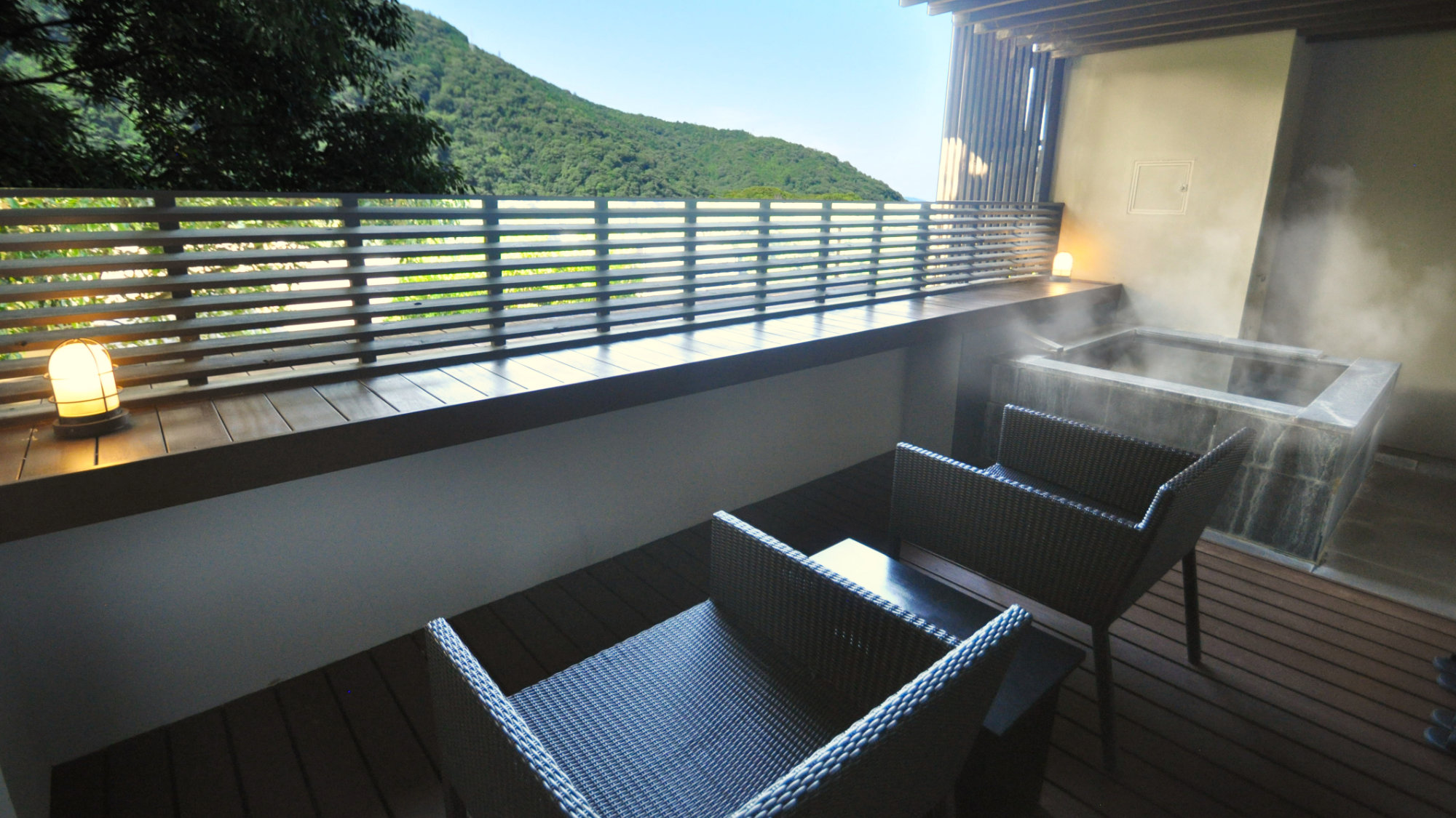 【天然温泉露天風呂付きデラックスツインルーム】