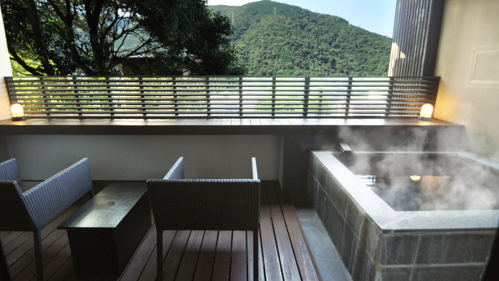 【天然温泉露天風呂付きデラックスツインルーム】