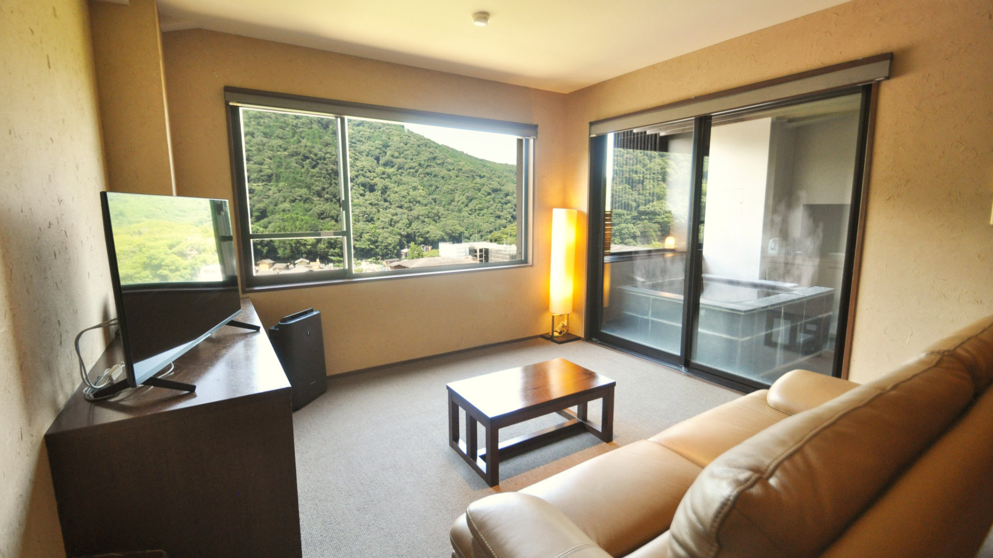 【天然温泉露天風呂付ツインルーム】