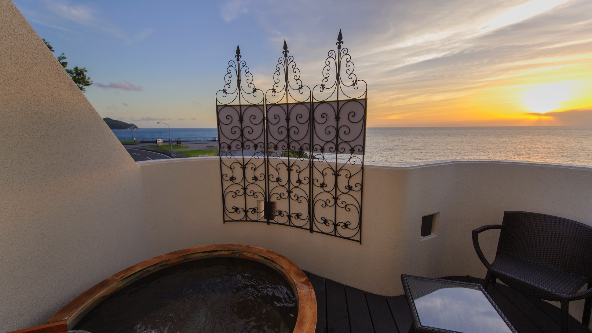 【年末年始プラン】駿河湾を一望 伊豆食材で和洋を愉しむ駿河Modern＜12月27日〜1月3日＞