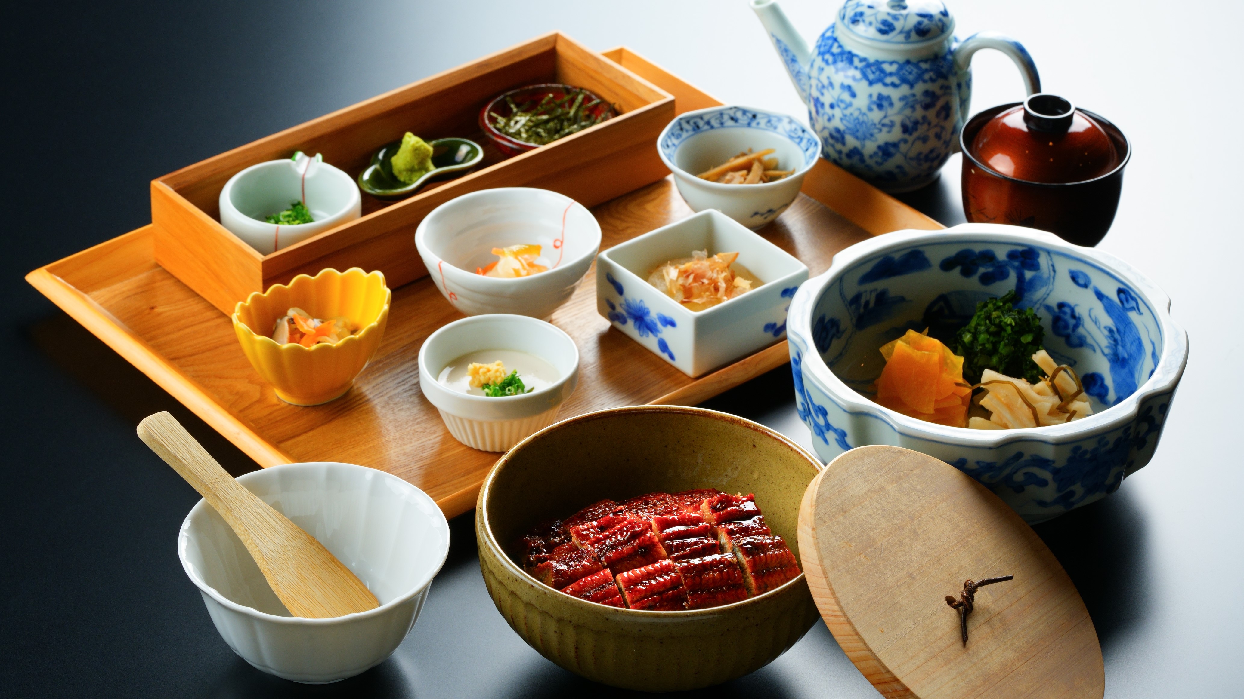 朝食