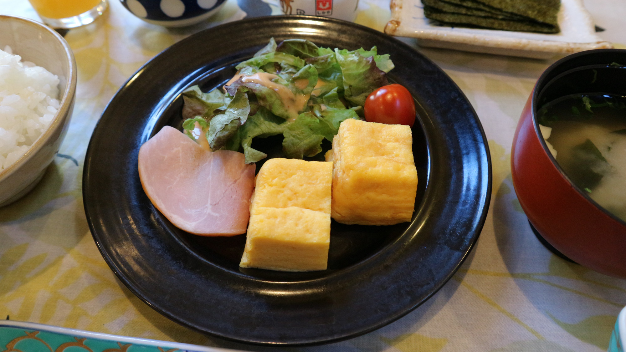 *【朝食一例】「お母さんの味」のような優しい風味の和朝食です。