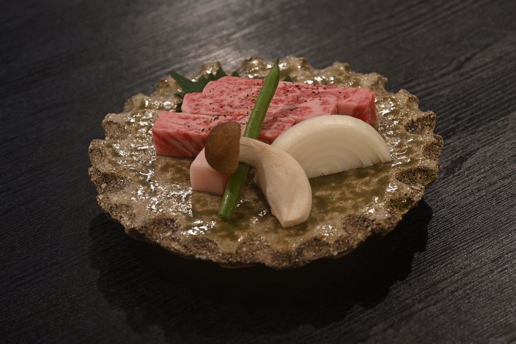 【当館1番人気・迷ったらコレ】但馬牛サーロイン＆名物焼きガニを堪能！お魚もお肉も味わう・彩り会席