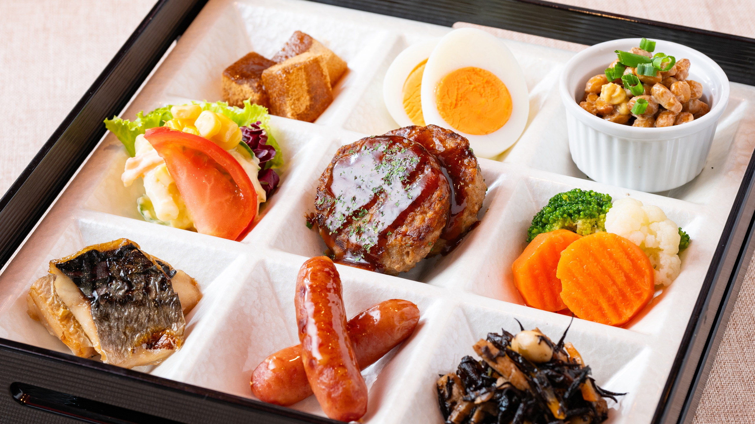 【朝食ビュッフェ】盛り付け例