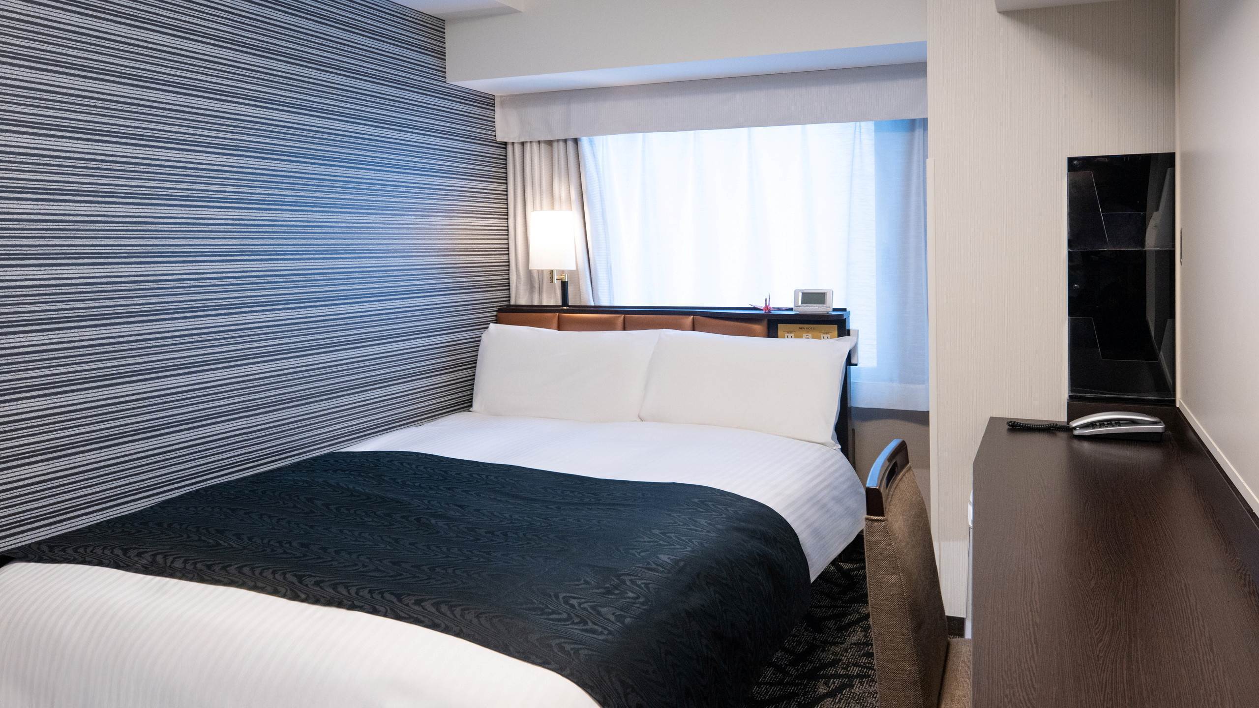 セミダブルルーム