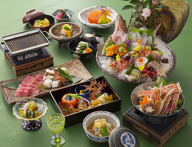 兵庫県の旬な食材がつまった季節会席と1000万ドルの夜景を堪能