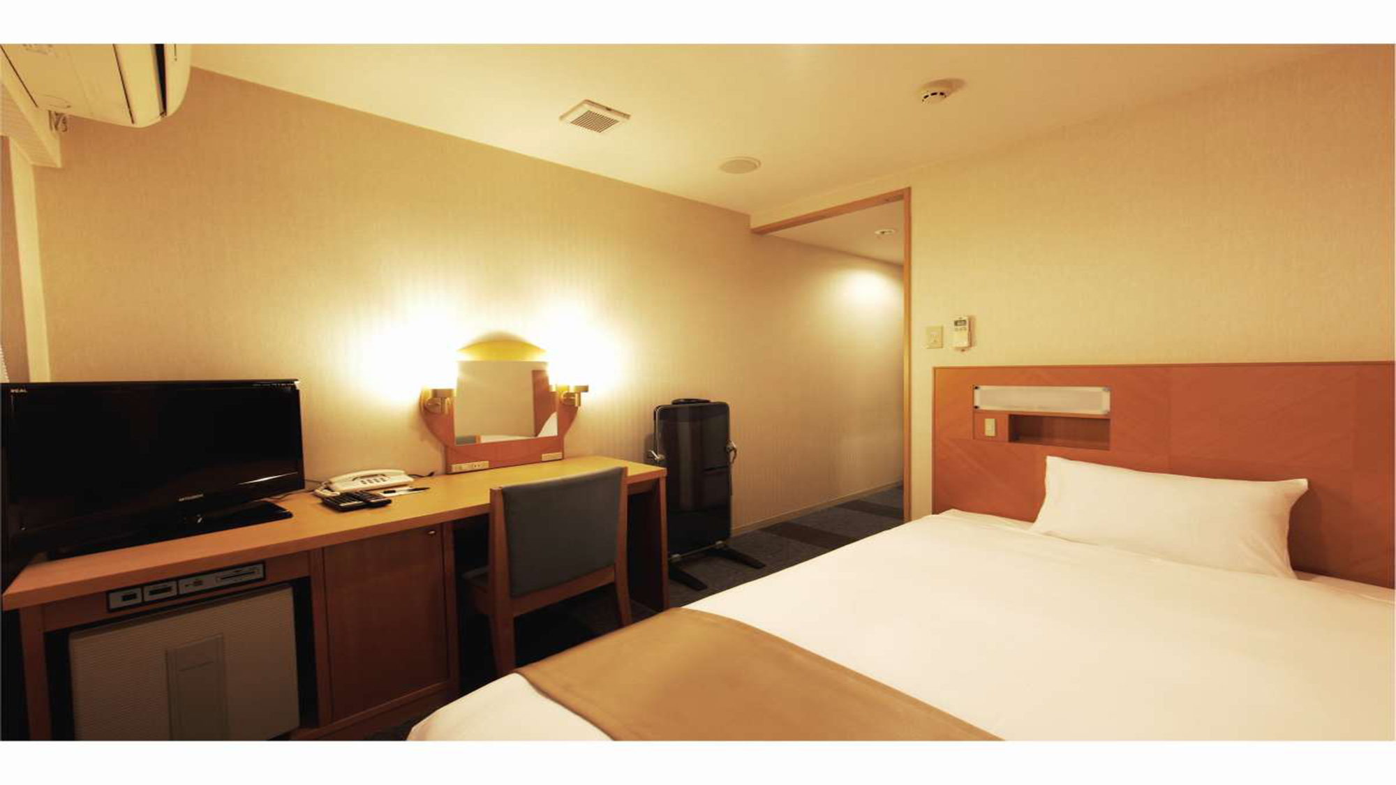 【素泊まりプラン】京急蒲田駅徒歩2分、羽田へ急行11分！　シモンズ製ベッドで快適宿泊♪