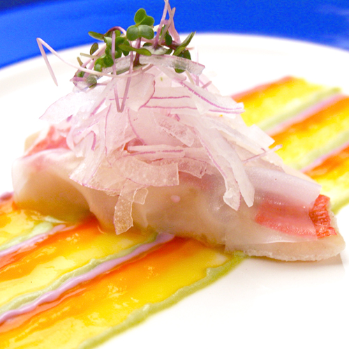 *お料理　　魚料理　一例　洋風にカラフルなオリジナルソースでお楽しみください