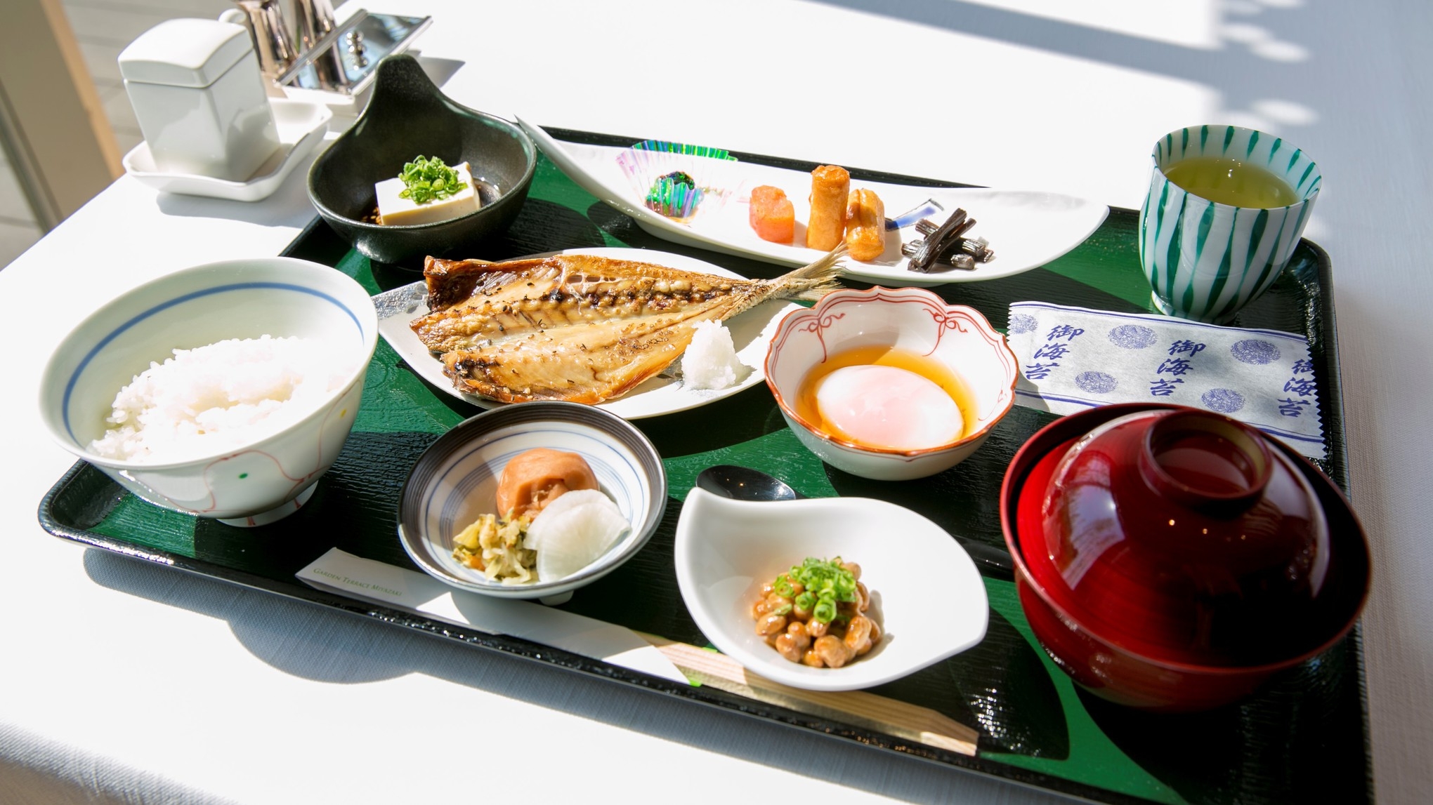 【2食付/鉄板】お刺身盛り合わせプレゼント・海の幸の鉄板焼きディナー