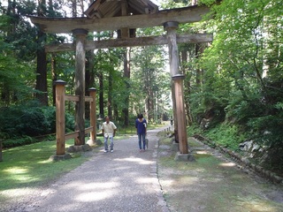 平泉寺白山神社参道