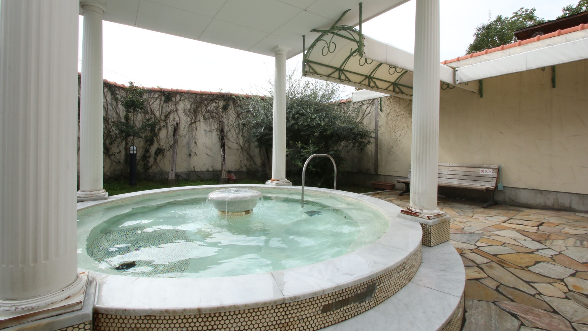 世界文化遺産を満喫♪ガイド付き！崎津をぶらりとまち歩き【1泊2食付】