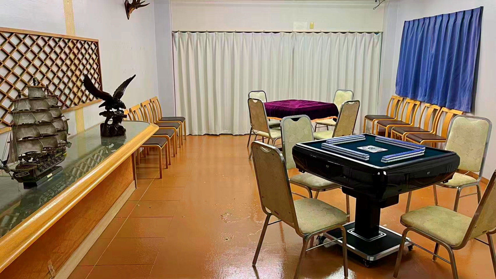 *麻雀室/全自動麻雀卓を導入！ご宿泊の方は無料でお楽しみいただけます(事前要予約)