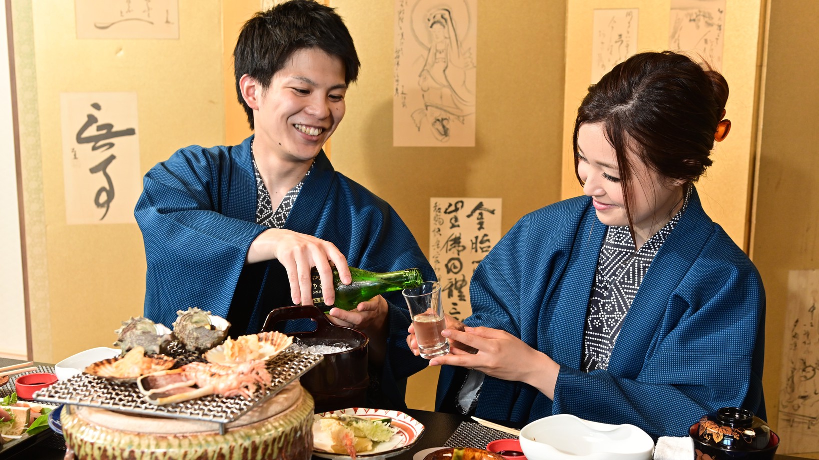 お食事風景・カップル