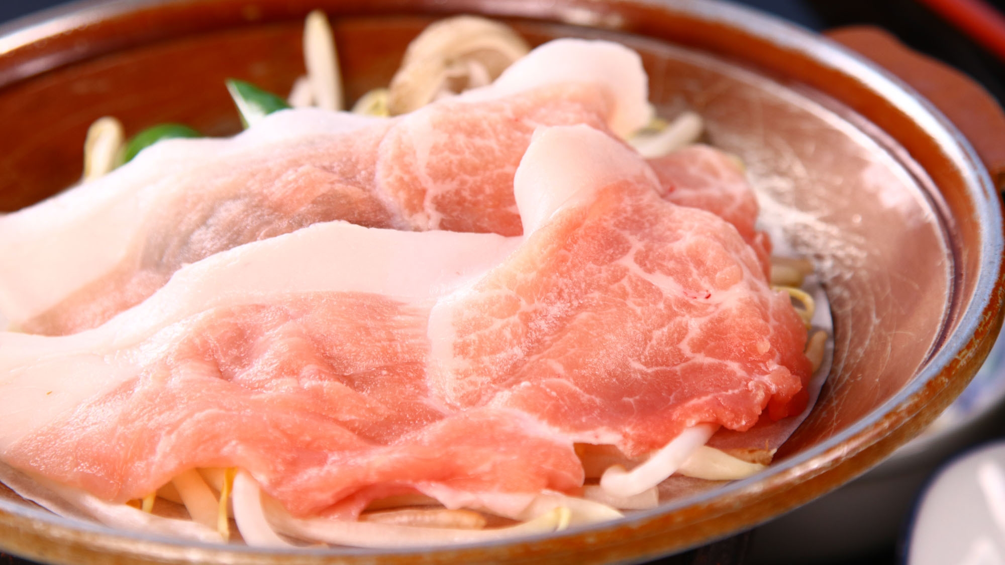 【 夏は家族・友達と海水浴 】宇佐美海水浴場まで徒歩1分！ -新鮮素材の料理を堪能-